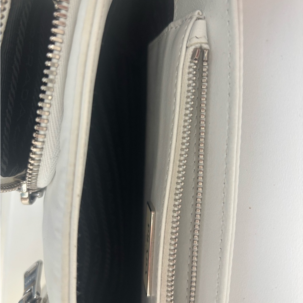 Prada Black and White Stationery Set - Picture 4 of 10